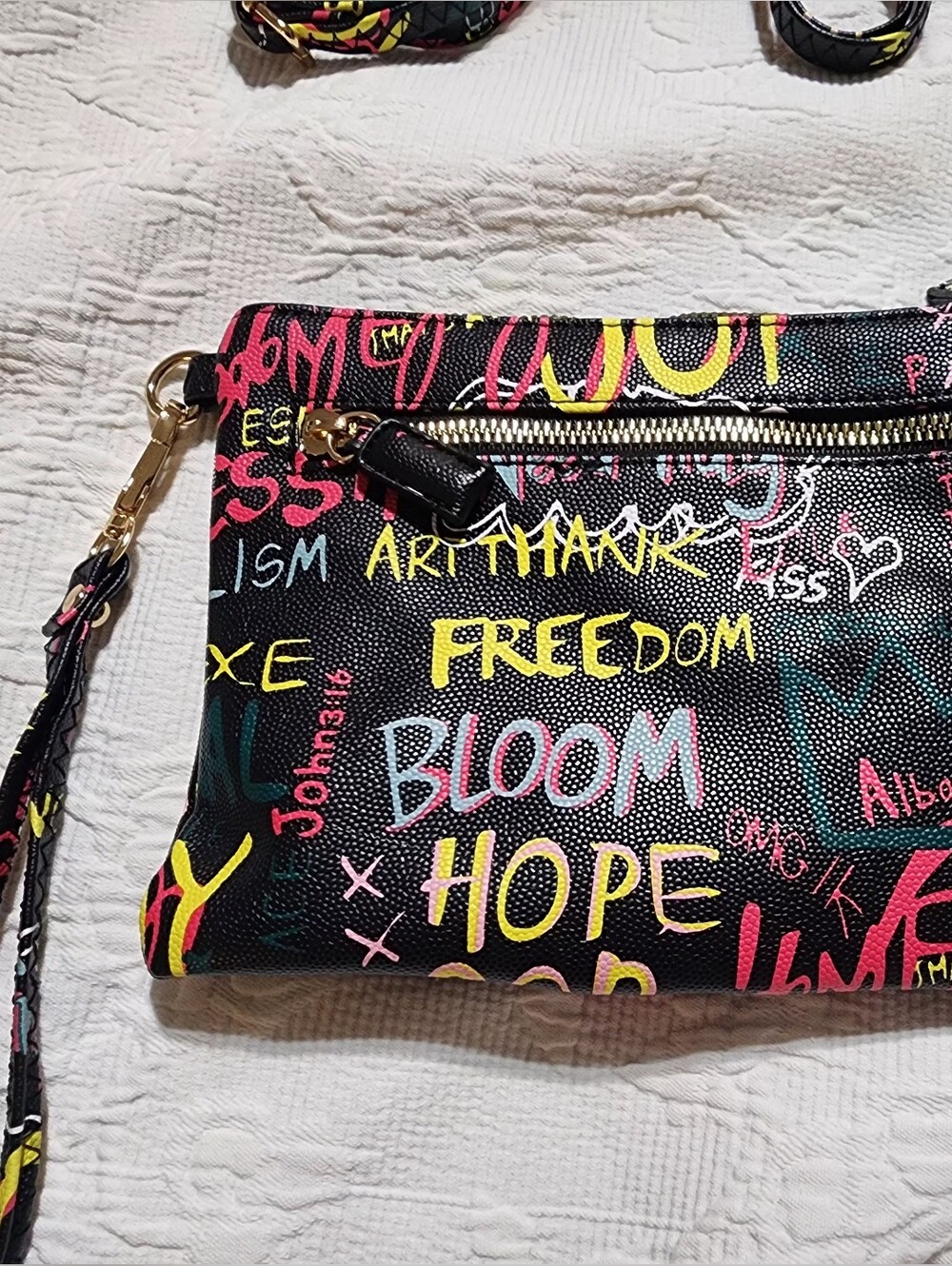 Alba Black & Multi Color Graffiti Bee Faux Leather Clutch Crossbody / Wristlet - Picture 4 of 8